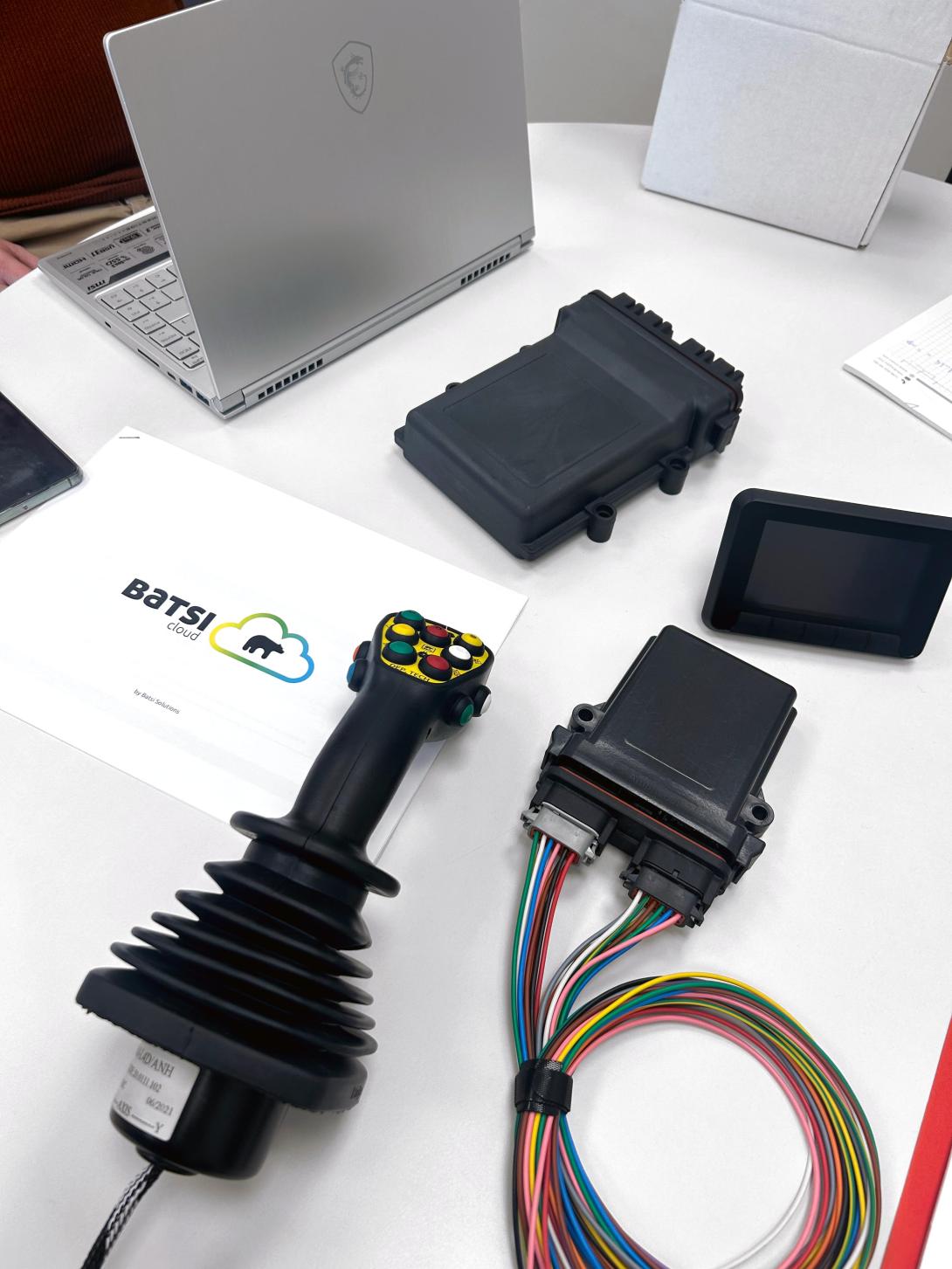 Portada soluciones a medida